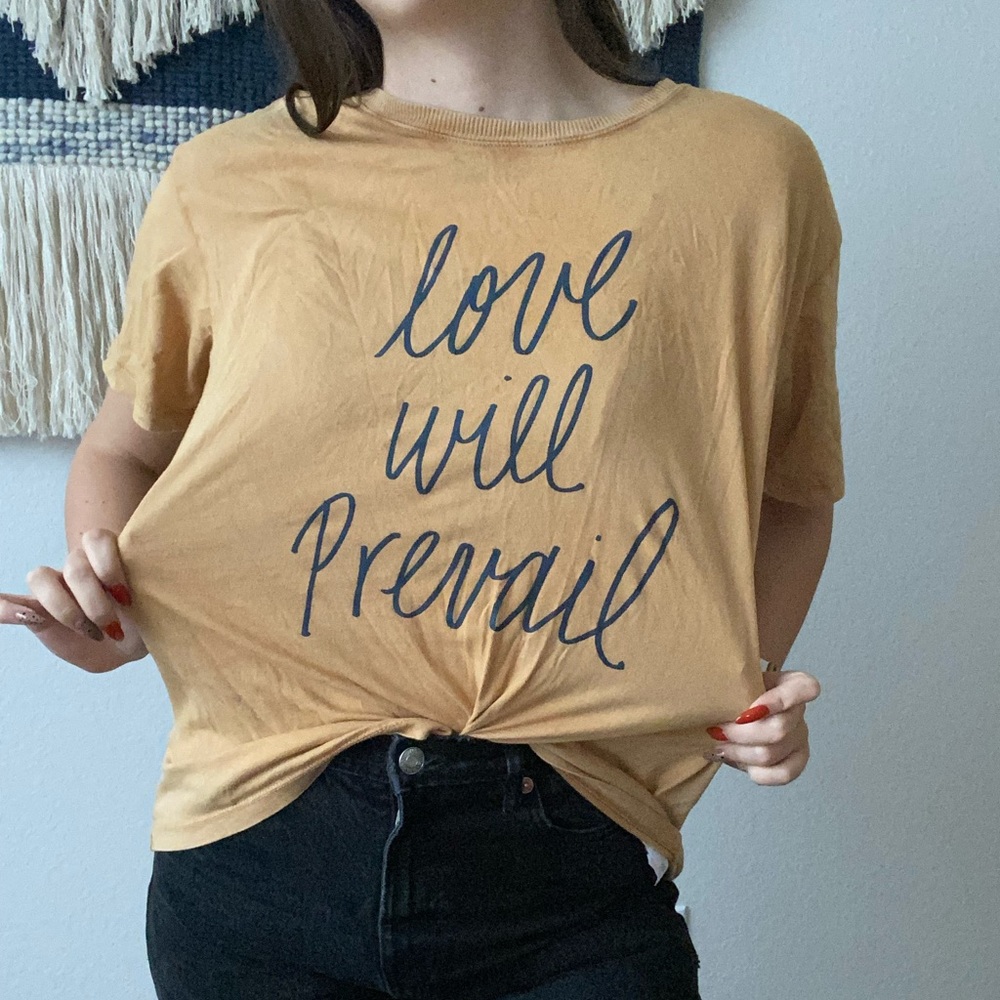 American Eagle Love Will Prevail easy tee